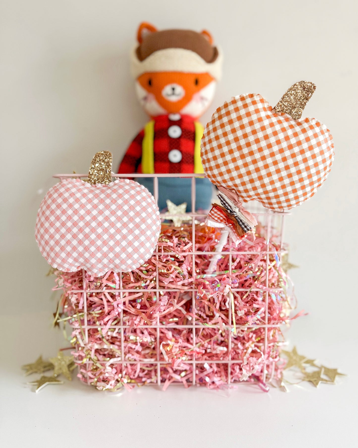 Thanksgiving Gingham Pumpkin Tag/Wand