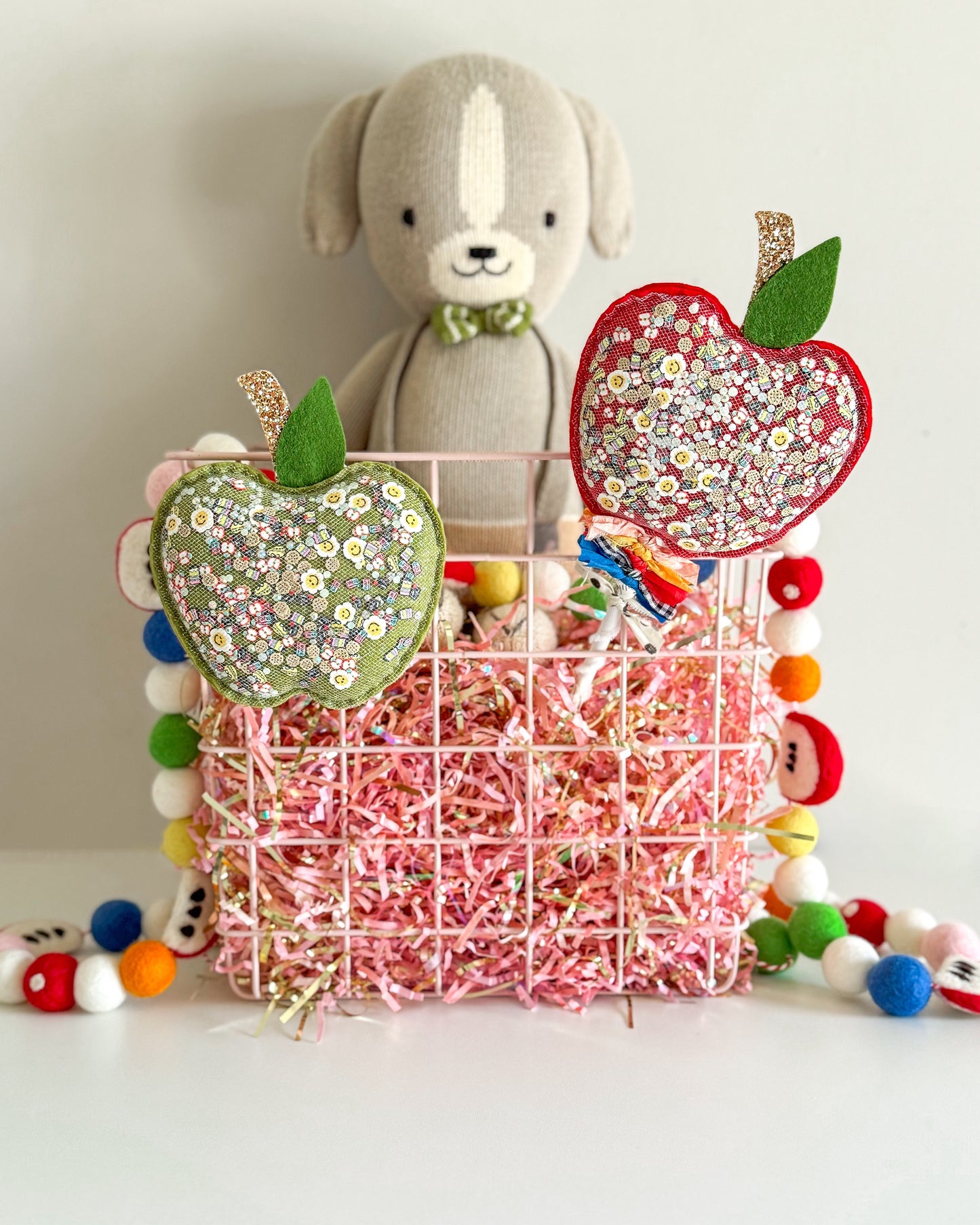 Apple Confetti Tag/Wand