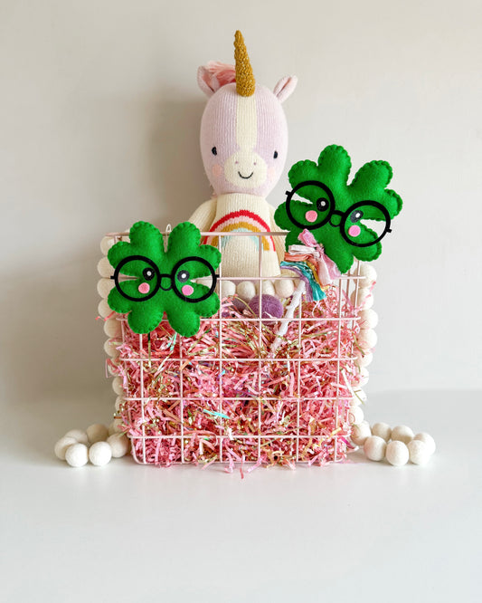 Clover With Glasses Tag/Wand