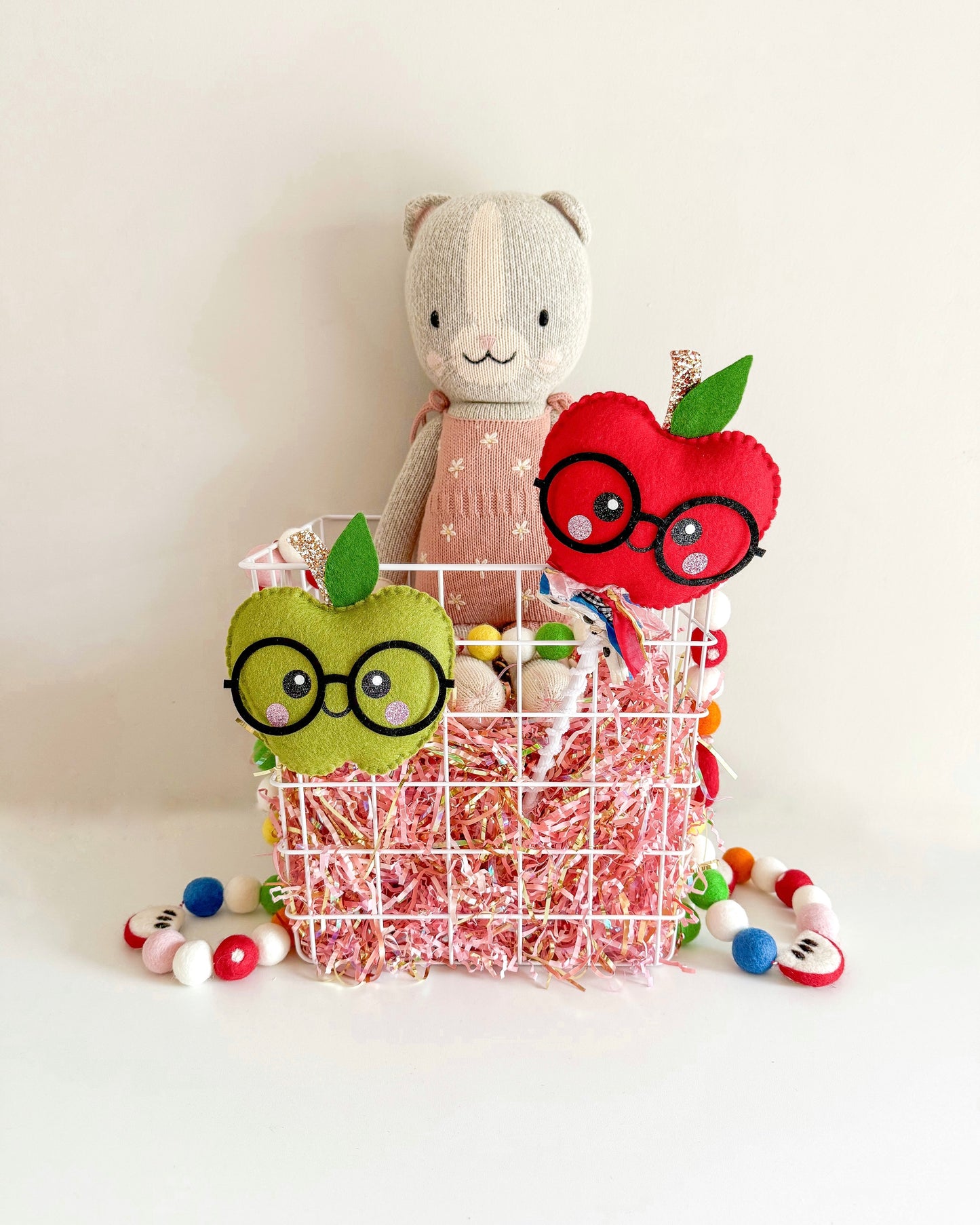 Apple Happy Face Tag/Wand