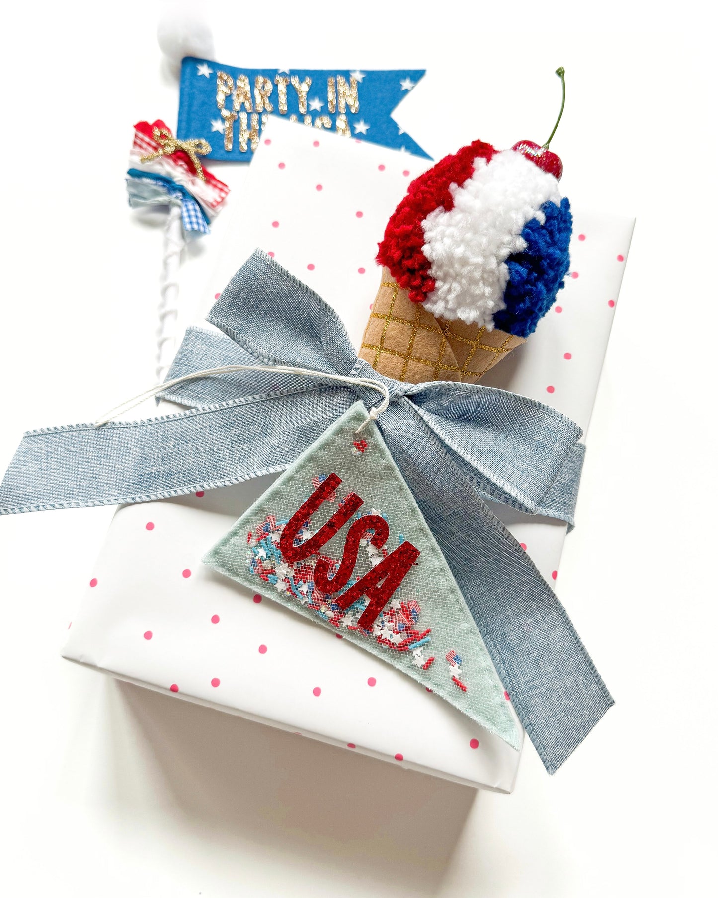 Confetti Pennant Gift Tag