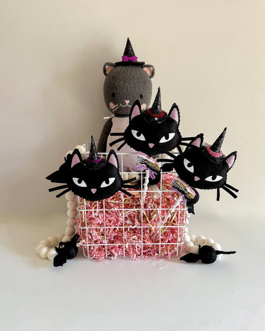 Hocus Pocus Cat Tag/Wand